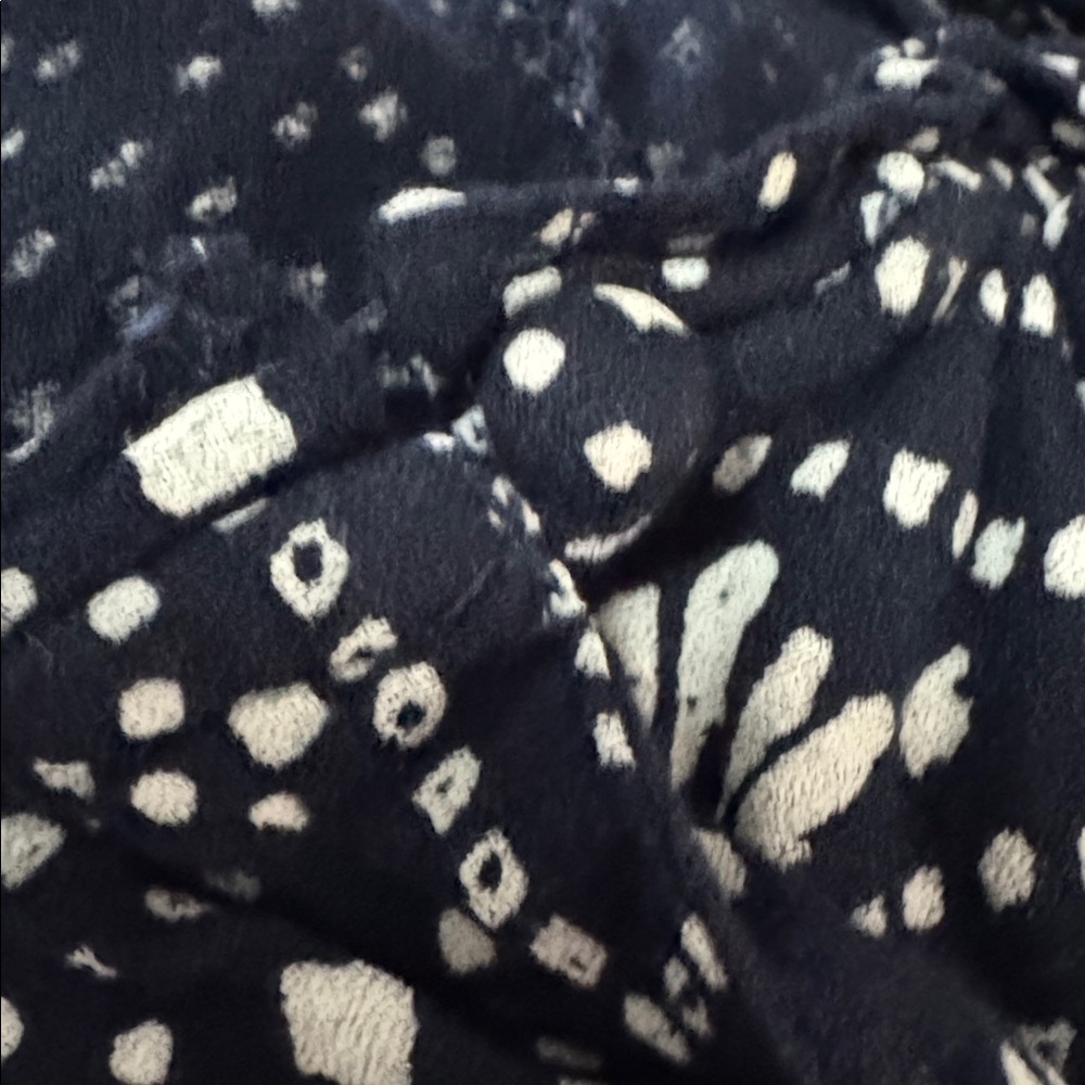 Lucky Brand Blue w/White Dot Pattern Long Sleeve Material Covered Button Down - Picture 8 of 8